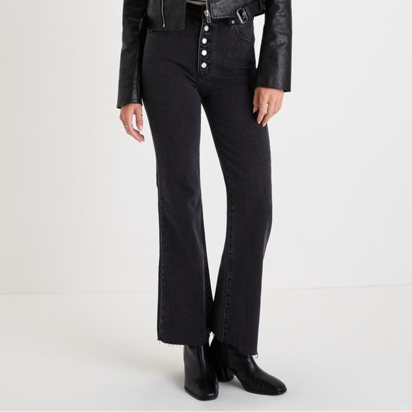 ROLLA'S Jeans Size 28 AU 10 Eastcoast Crop Flare High Rise Black Wash Raw Hem - Picture 4 of 14